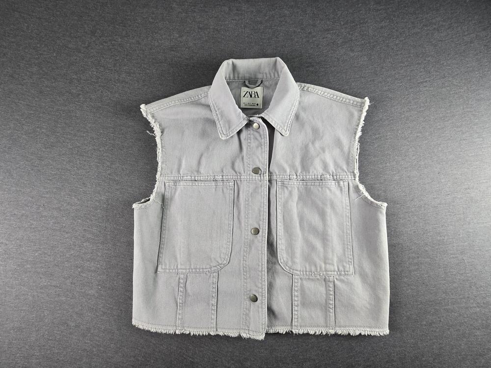 Zara Vest Womens Small Gray Denim Cropped Sleeveless Raw Hem Pockets Utility